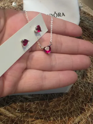 Conjunto Pandora Corazón halo Rojo