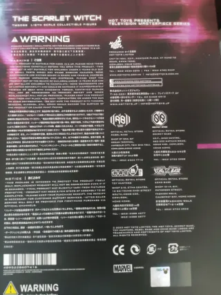 Figura Hot Toys Bruja Escarlata