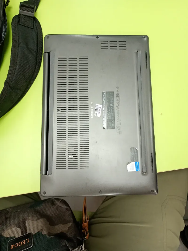 Portátil Dell Latitude 7300 24gb ram i5 SSD  512gb afbeelding 4