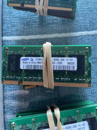 Memoria RAM Samsung 512MB PC2-4200S