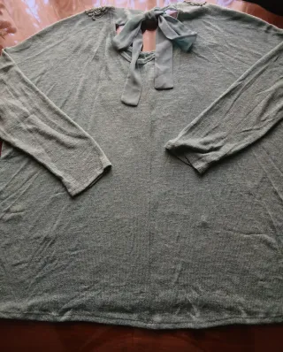 Blusa verde menta con encaje talla 4XL