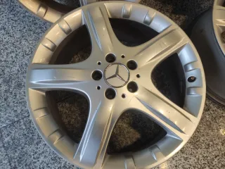Llantas Mercedes R (4 unidades)