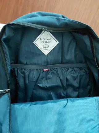 Mochila Herschel Classic Azul. Sin estrenar