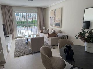 Piso en alquiler en Puerto Banús en Marbella