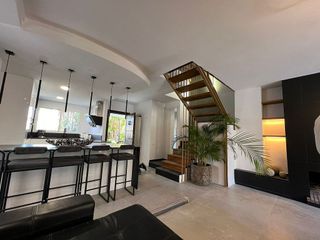 Casa en alquiler en Nueva Andalucía centro en Marbella