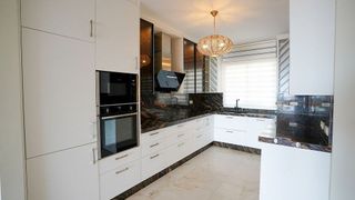 Piso en alquiler en Benahavís