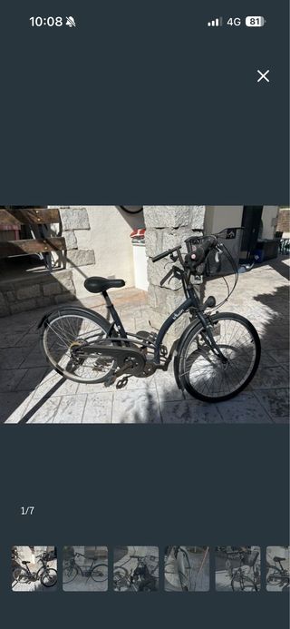 Bicicleta de paseo con cesta.