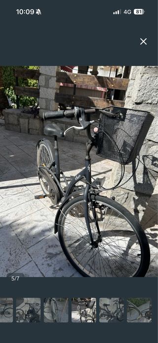Bicicleta de paseo con cesta.