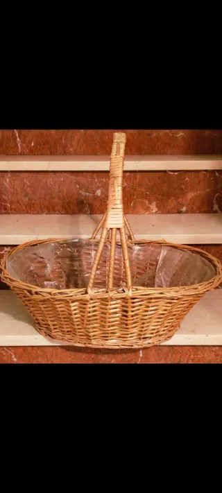 CESTA DE MIMBRE CON ASA