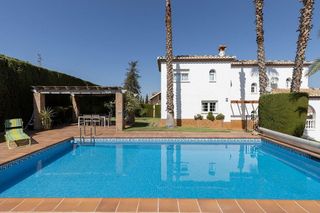 Chalet en venta en Gójar