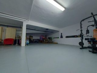 Local comercial en venta en Centre en Cornellà de Llobregat