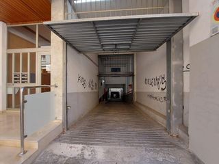 Local comercial en venta en Centre en Cornellà de Llobregat
