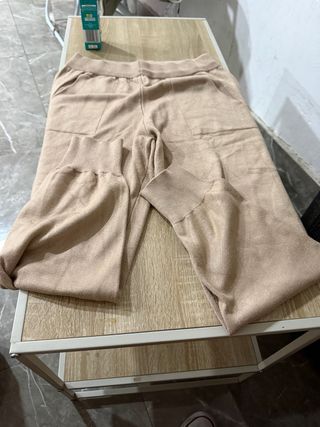 Pantalón beige mujer talla L