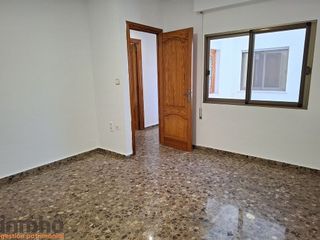 Piso en alquiler en Oliva pueblo en Oliva