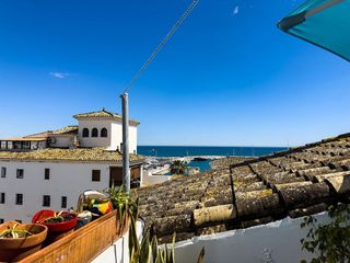 Dúplex en venta en Puerto de la Duquesa en Manilva