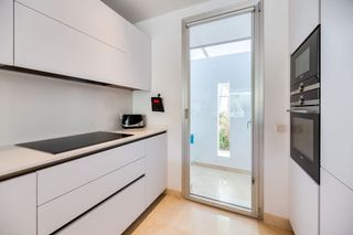 Casa adosada en alquiler en Río Real en Marbella