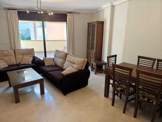 Piso en alquiler en Ciudad Jardín - Zoco en Córdoba