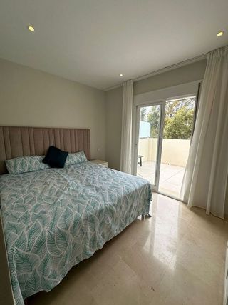 Casa en alquiler en Los Naranjos - Las Brisas en Marbella