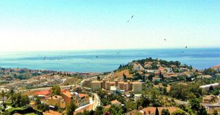 Piso en alquiler en Cerrado Calderón - El Morlaco en Málaga