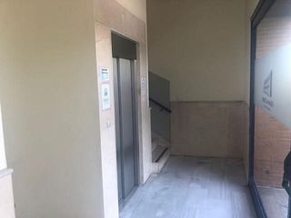 Oficina en venta en Centro en Tomares