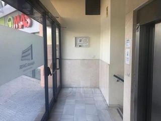 Oficina en venta en Centro en Tomares
