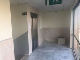 Oficina en venta en Centro en Tomares