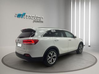 Kia Sorento 2.2 CRDi Emotion Auto 4x4