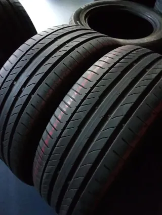 Continental 235/45 R19