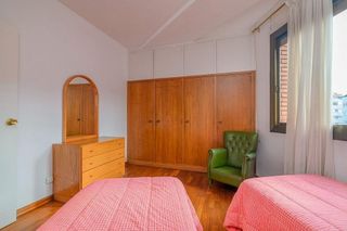 Piso en venta en La Salut en Barcelona