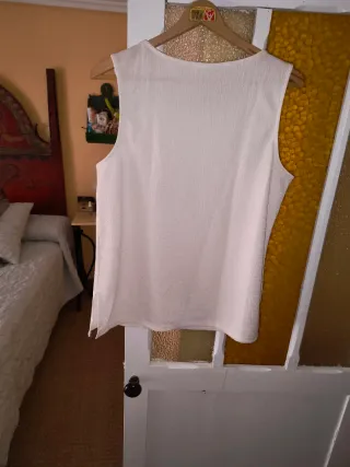 Top tirantes beige, amplio