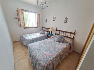 Chalet en venta en Albatera