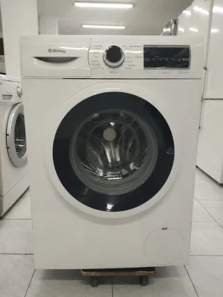 LAVADORA MARCA BALAY De 7 KG