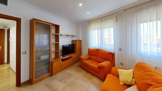 Piso en venta en Santa Rosa - Valdeolleros en Córdoba