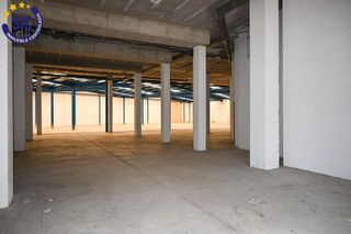 Nave industrial en venta en San Ramón y Monte de Piedad en Xirivella