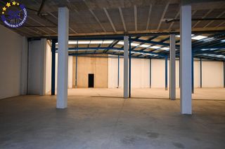 Nave industrial en venta en San Ramón y Monte de Piedad en Xirivella