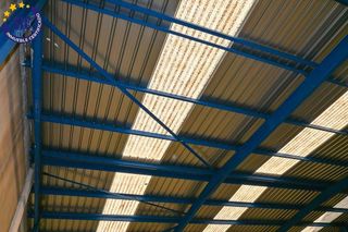 Nave industrial en venta en San Ramón y Monte de Piedad en Xirivella