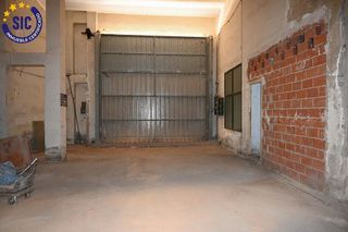 Nave industrial en venta en San Ramón y Monte de Piedad en Xirivella