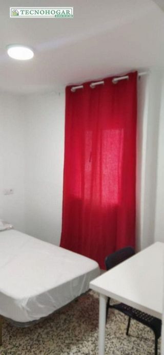 Piso en alquiler en El Plantinar - Felipe II - Tiro de Línea en Sevilla