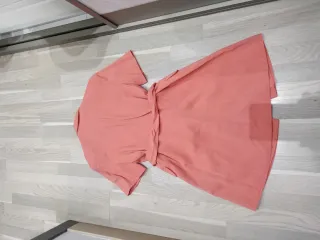 Vestido Stradivarius naranja corto
