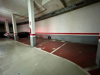 Garaje en venta en La Salut - Lloreda en Badalona