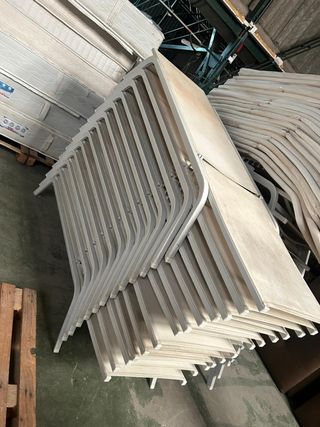 Hamacas de aluminio beige y blanco (23)