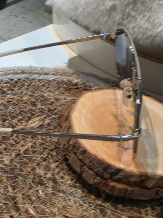 Gafas de sol Guess azules y plateadas