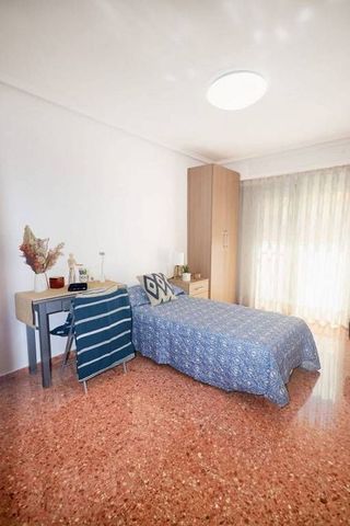 Piso en venta en Torrefiel en Valencia