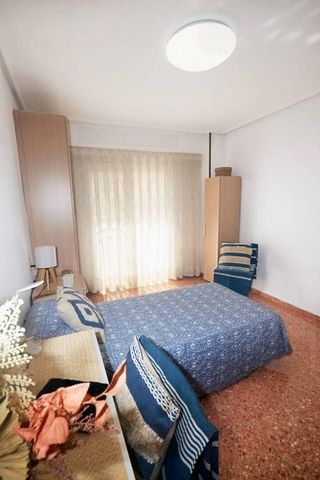 Piso en venta en Torrefiel en Valencia