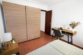 Piso en venta en Torrefiel en Valencia