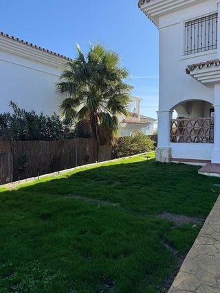 Casa pareada en alquiler en Calahonda en Mijas