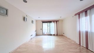 Chalet en alquiler en Centre en Prat de Llobregat, El