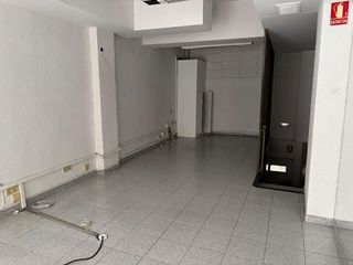Local comercial en alquiler en Ruiseñores en Zaragoza