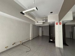 Local comercial en alquiler en Ruiseñores en Zaragoza