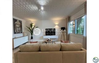 Piso en venta en Empuriabrava en Castelló d´Empúries